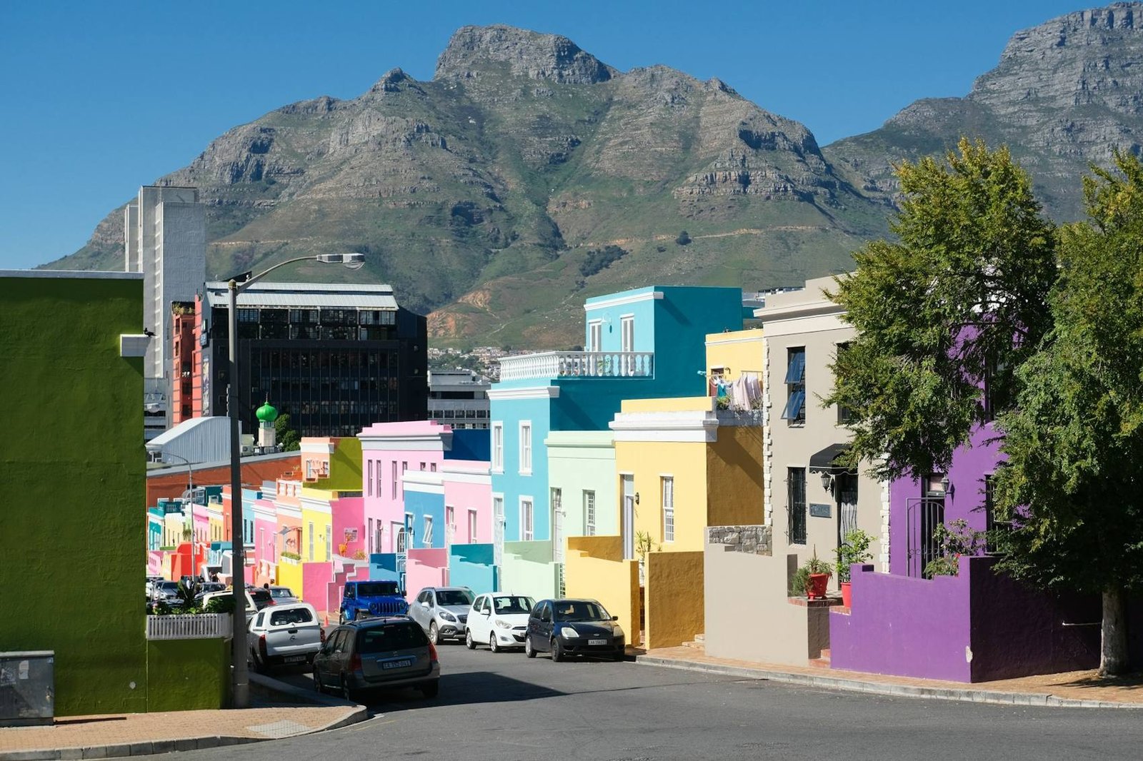 Painted Bo-Kaap houses below Table Mountain