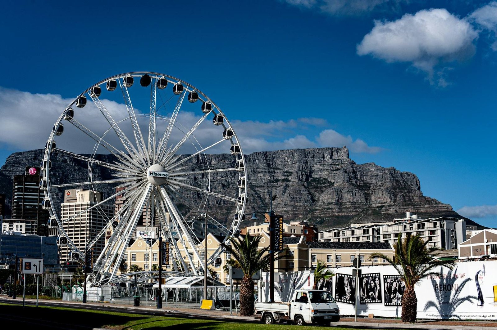 Cape Wheel at the V&A Waterfront with Table Mountain behind